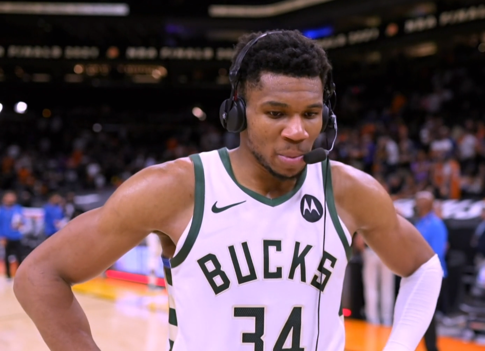  密尔沃基雄鹿主帅放话：全锦赛决赛必胜广东男篮，萨拉赫冷笑回应