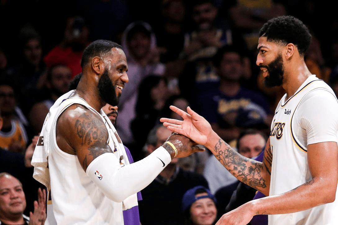 关于詹姆斯赛点兑现,俄克拉荷马城雷霆淘汰明尼苏达森林狼晋级四强,主帅激动落泪的信息 关于詹姆斯赛点兑现,俄克拉荷马城雷霆淘汰明尼苏达森林狼晋级四强,主帅激动落泪的信息